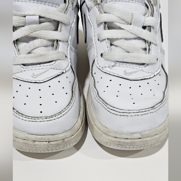 Nike Air Force 1 Low Toddler boy girl size 9 c white sneakers - Picture 3 of 8